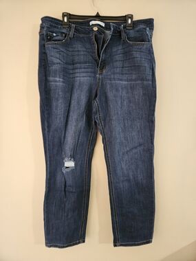 Kancan Women's Distressed Straight-Leg Jeans